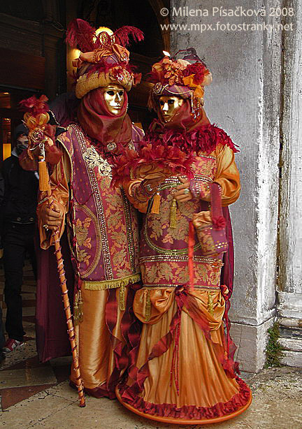 Carnival in Venice - Masks - Purple and golden