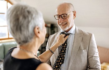dress up