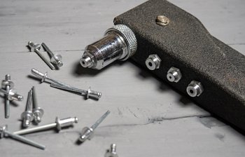 rivet