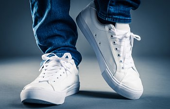 kicks